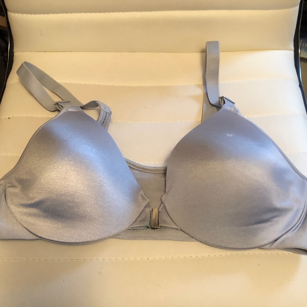 Light Gray Smooth T-Shirt Bra - Women Intimates new condition